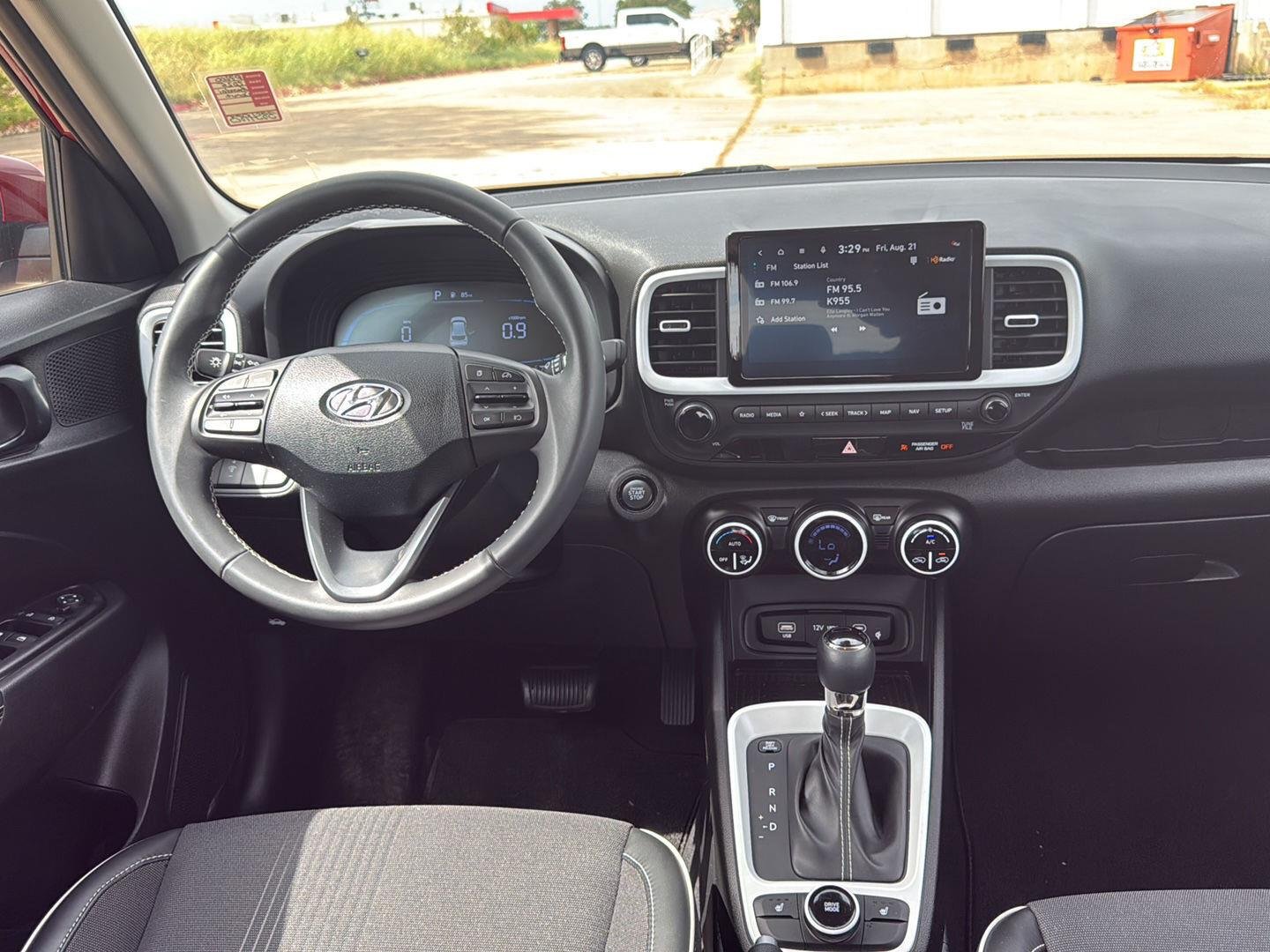 Used 2025 Ultimate Red Hyundai Limited image 28