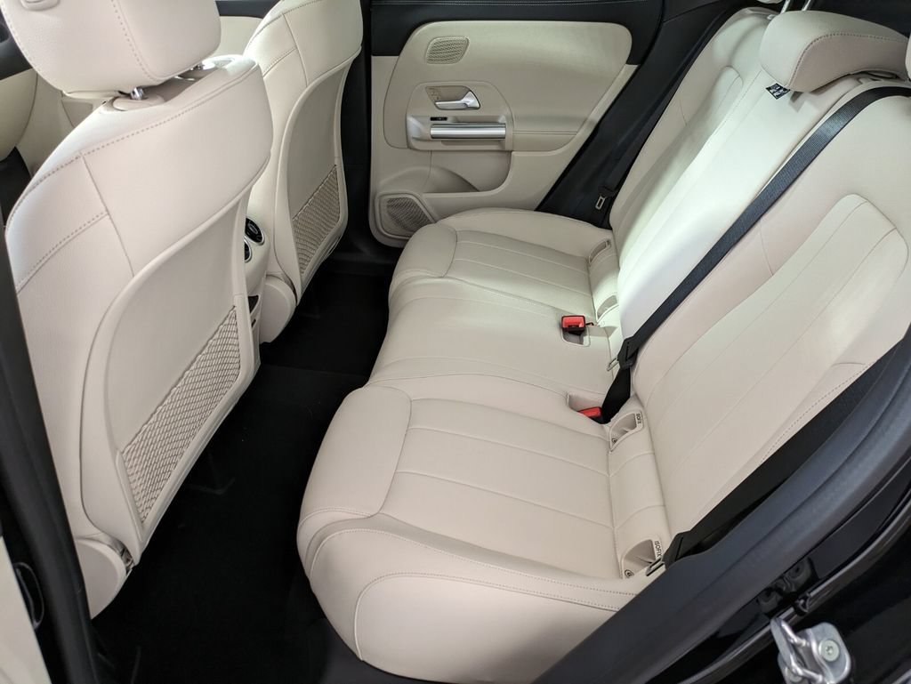 New 2026 Night Black Mercedes-Benz GLA 250 image 23