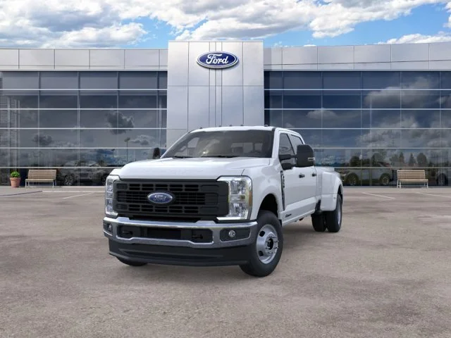 New 2026 Oxford White Ford XL image 2