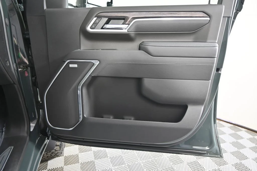 2026 Chevrolet Silverado 3500 HD LTZ - Photo 13
