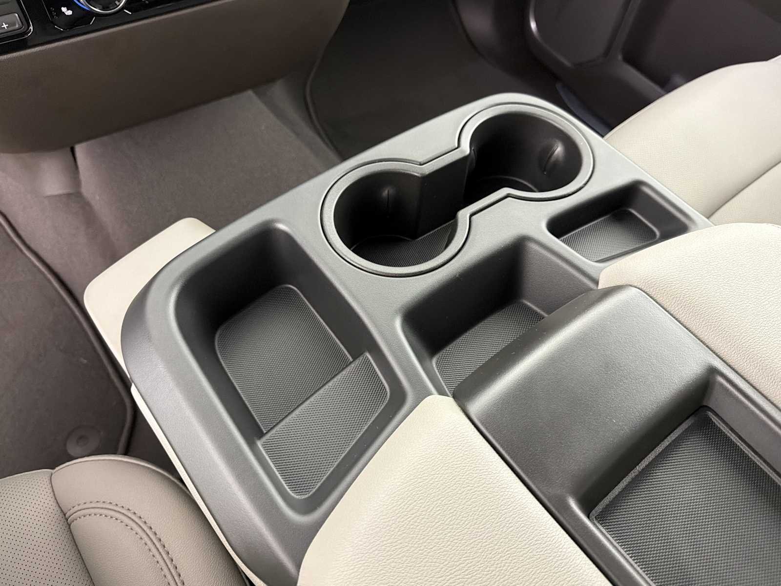 2026 GMC Sierra 1500 SLT - Photo 31