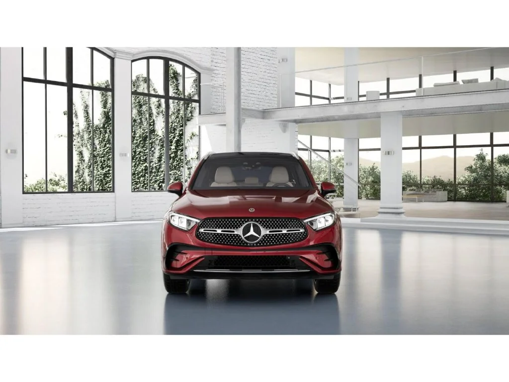 New 2027 Red Mercedes-Benz GLC 300 image 7