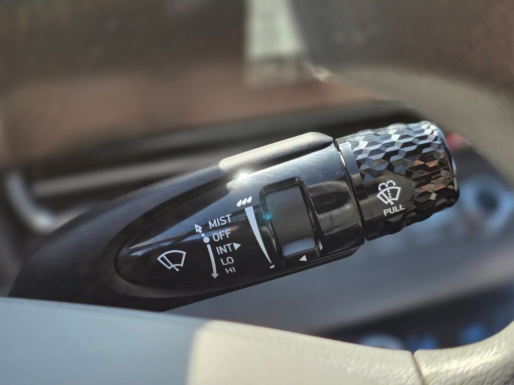 2024 Hyundai Elantra SEL - Photo 33