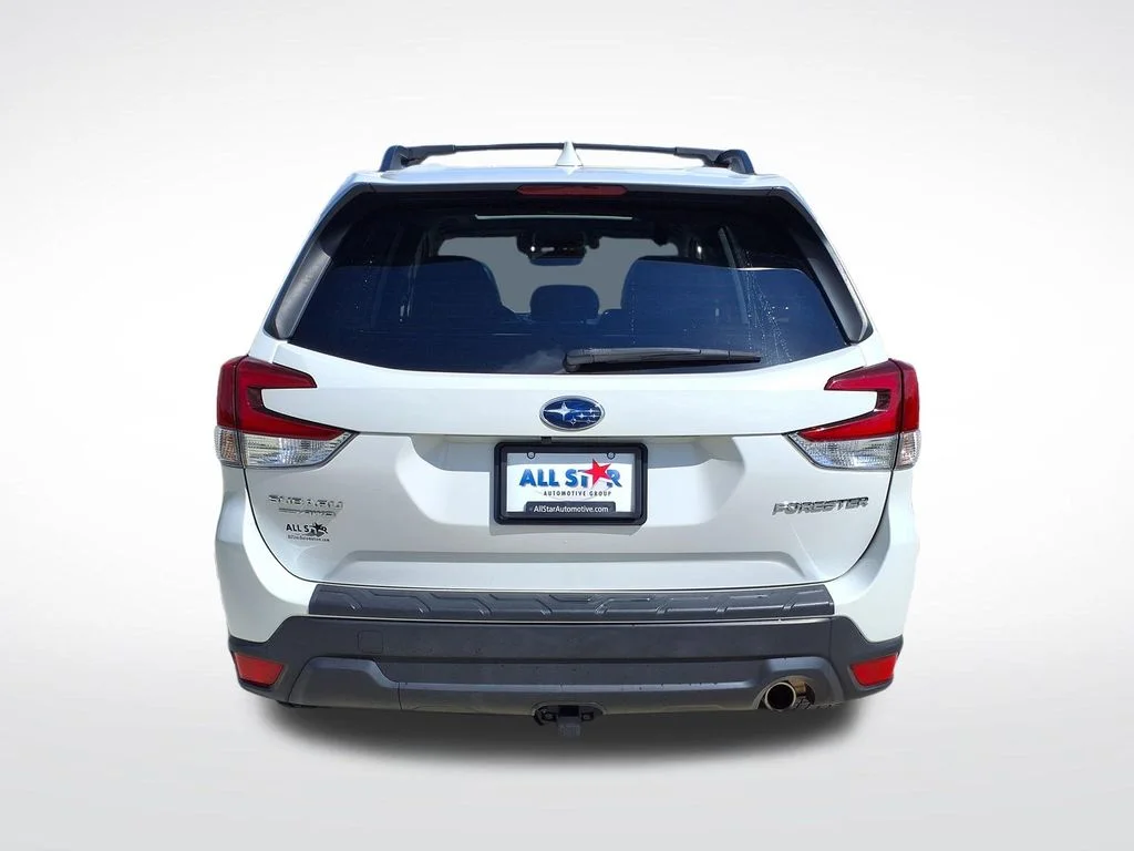 Used 2021 White Subaru Limited image 7