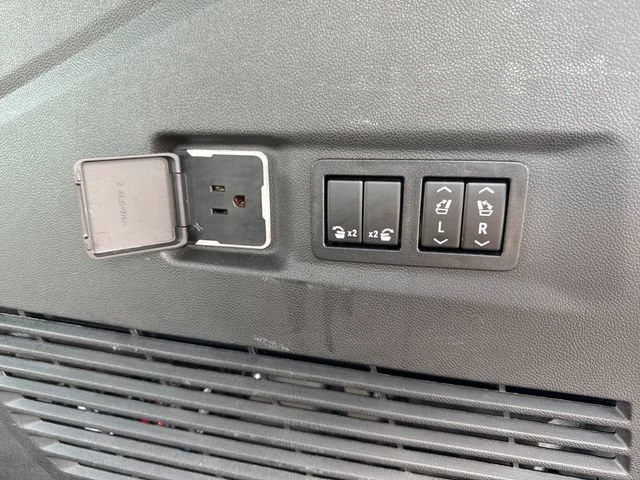 Used 2022 SUMMIT WHITE GMC Denali image 39
