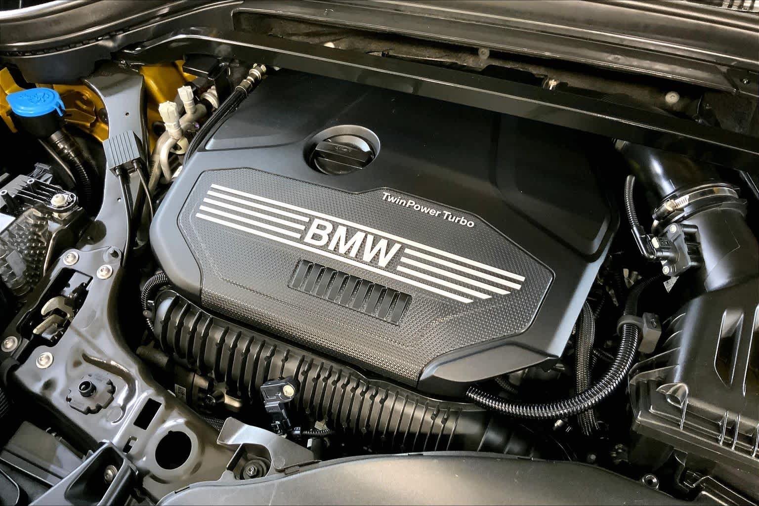 Used 2020 Galvanic Gold Metallic BMW xDrive28i image 31