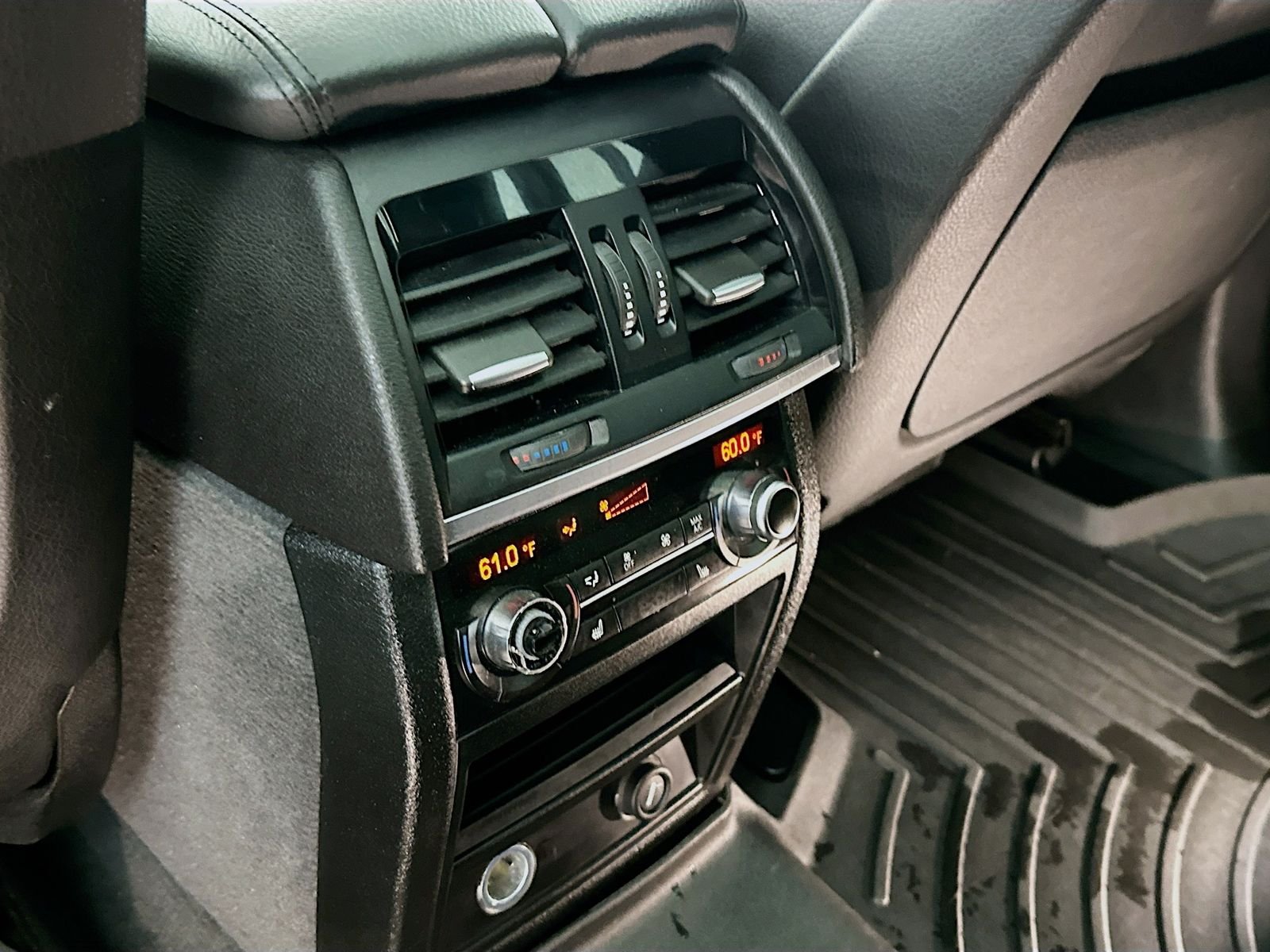 Used 2016 Space Gray Metallic BMW xDrive35i image 27