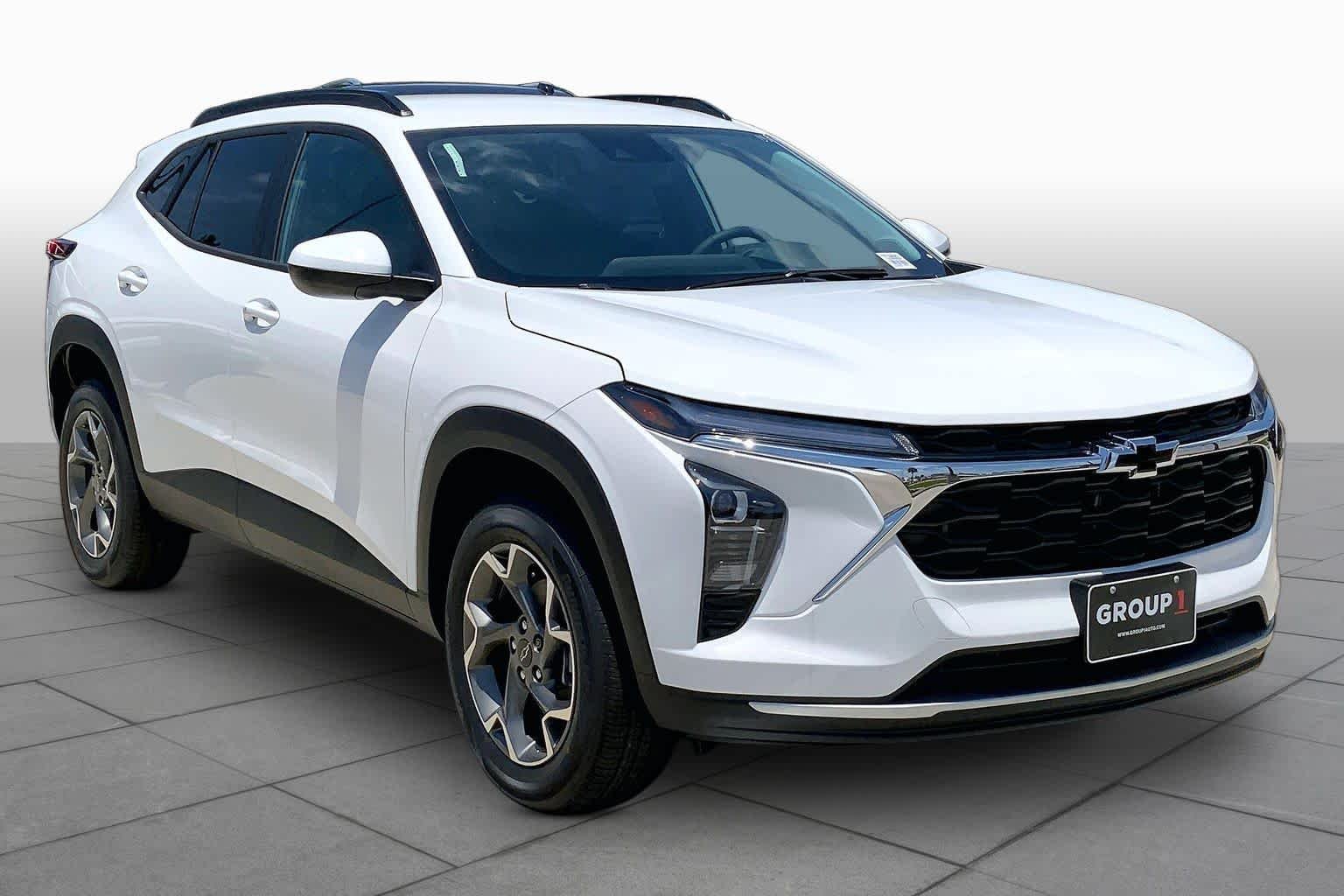 2026 Chevrolet Trax LT - Photo 3