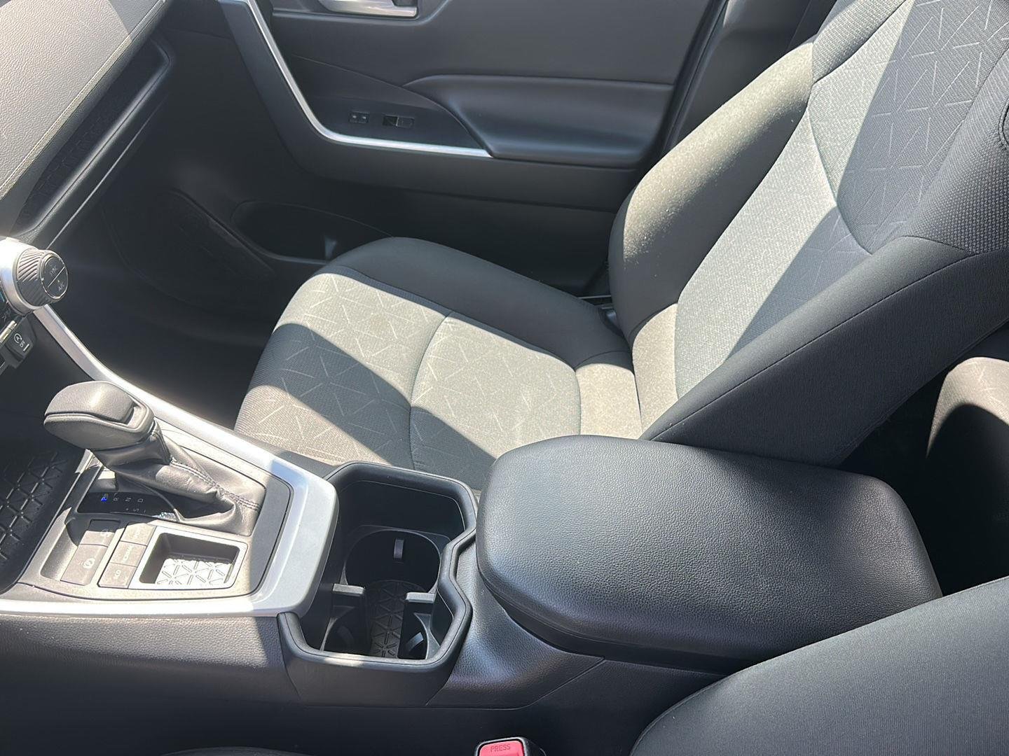 Used 2025 Midnight Black Metallic Toyota XLE image 22