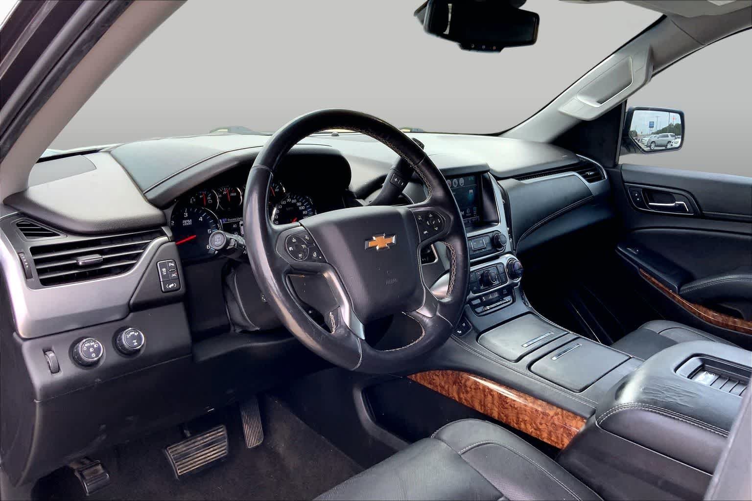 Used 2018 Tungsten Metallic Chevrolet Premier image 16