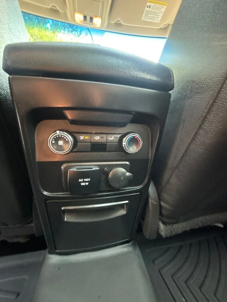 Used 2015 Black Ford SEL image 33