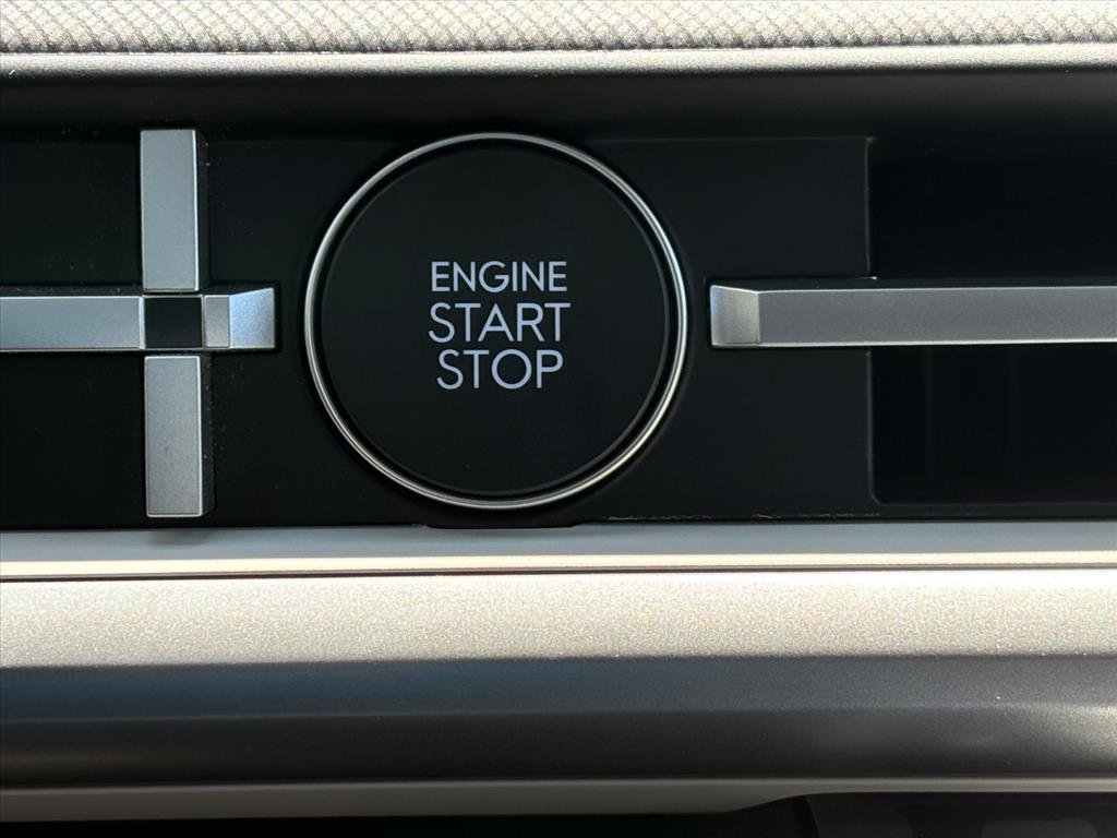 New 2026 Phantom Black S3b Hyundai SE image 9