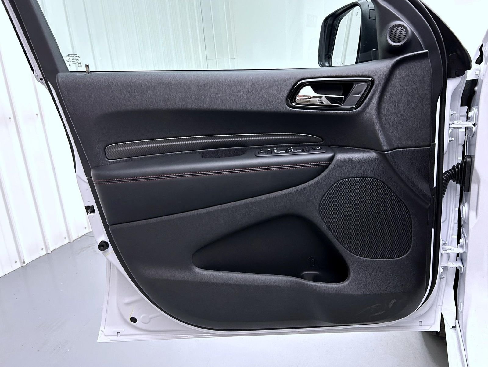 New 2026 White Knuckle Clear-Coat Exterior Paint Dodge GT image 9