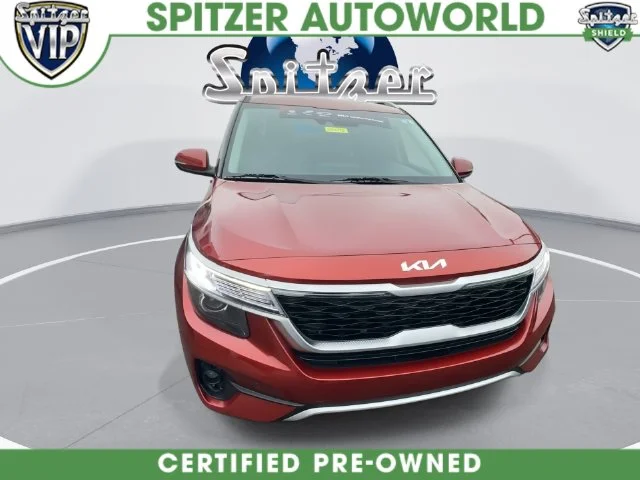 Used 2023 Orange Kia S image 6