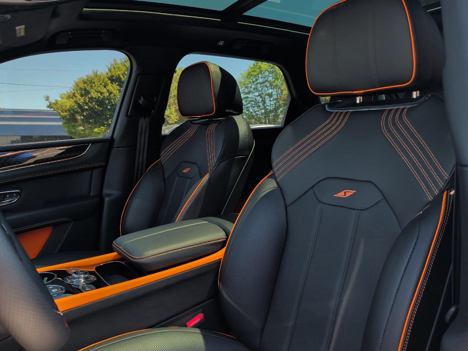 Used 2025 Anthracite Satin by Mulliner Bentley S Black Edition image 35