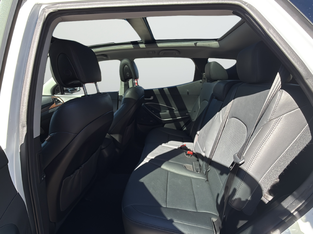 Used 2018 White Hyundai 2.0T Ultimate image 27