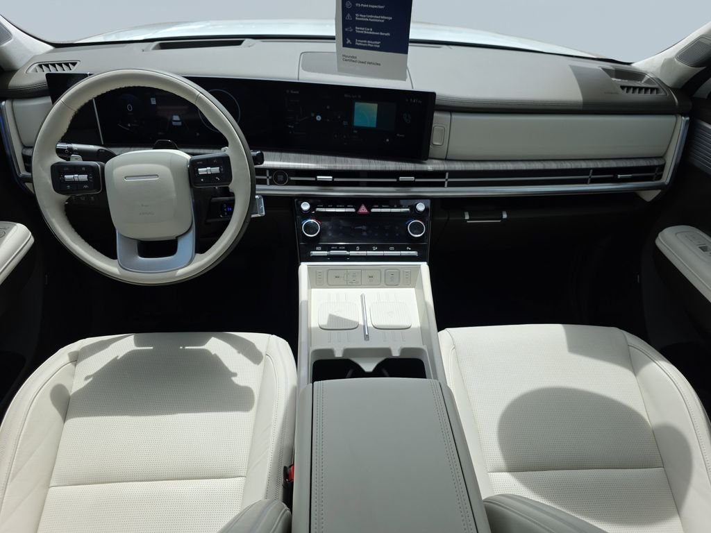 Used 2025 Serenity White Hyundai Calligraphy image 13