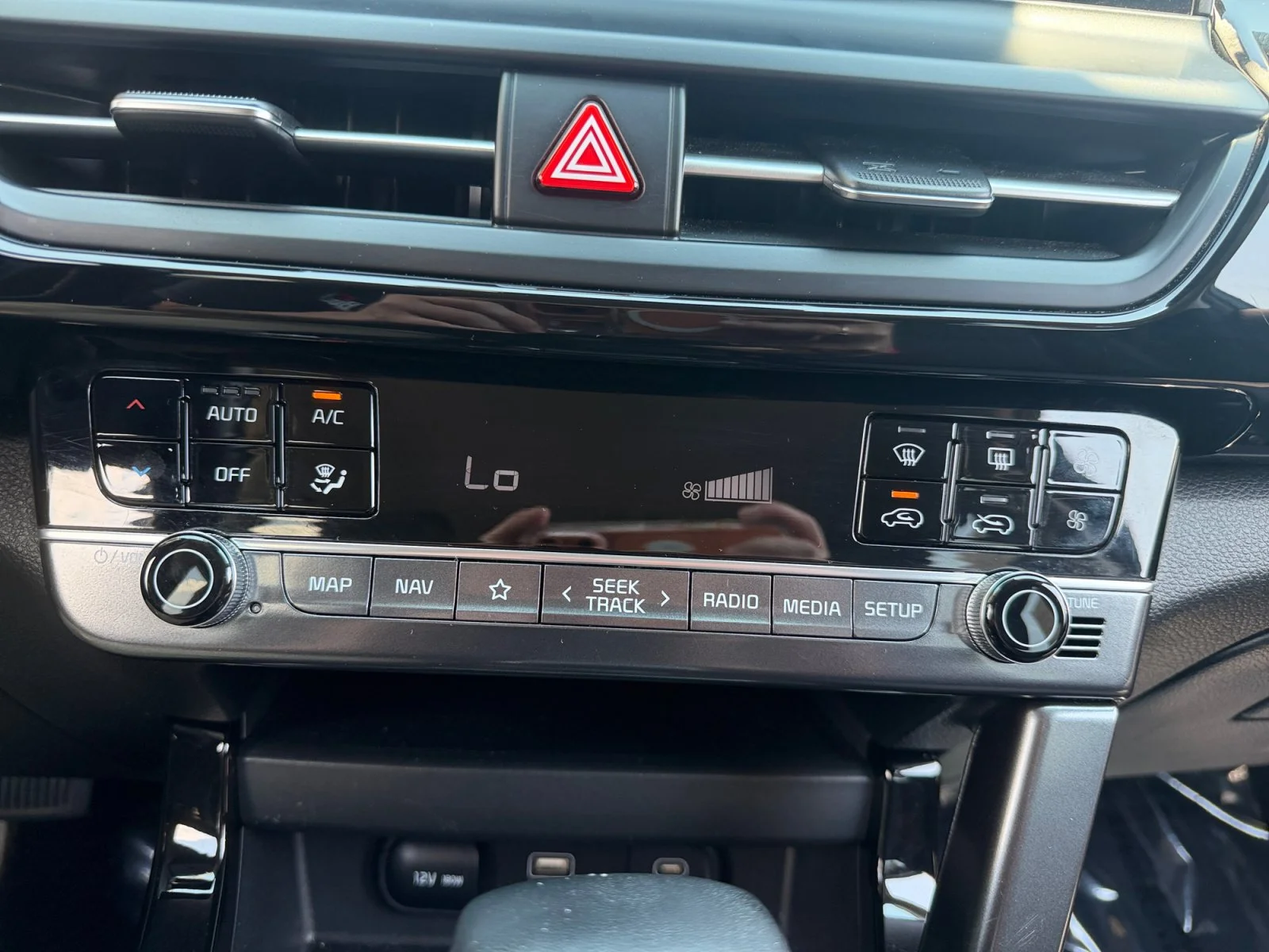 Used 2024 Pluton Blue/Black Roof Kia S image 22