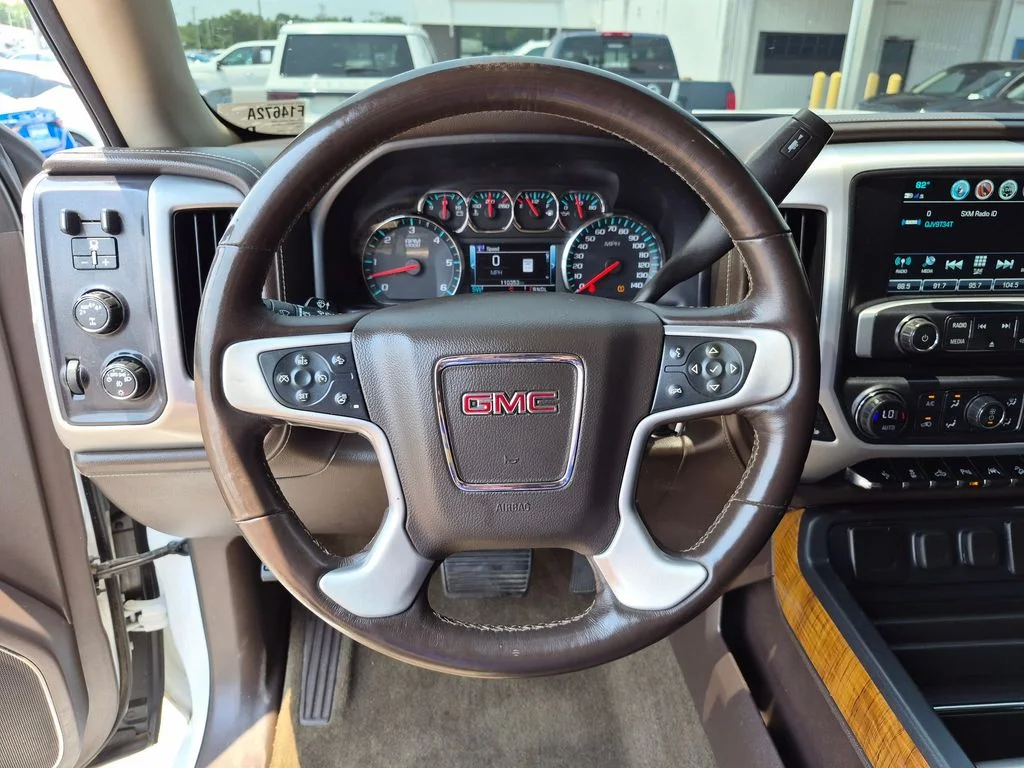 Used 2017 White GMC SLT image 11