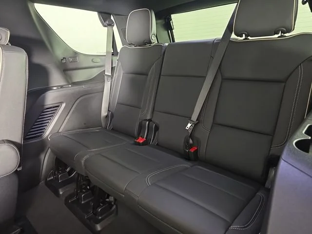 Used 2026 Black Chevrolet Premier image 21