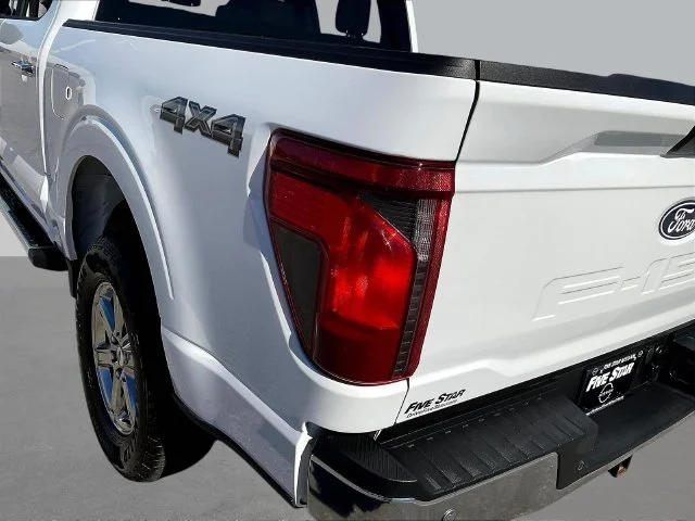 Used 2025 White Ford XLT image 25