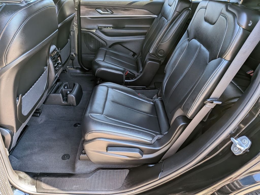 Used 2025 Black Jeep Limited image 26