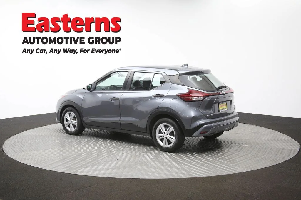 Used 2023 Gray Nissan S image 61