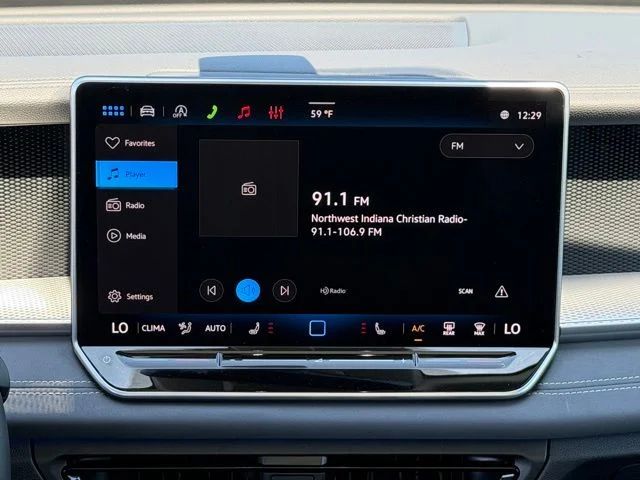 New 2026 White Volkswagen 2.0T SE image 11
