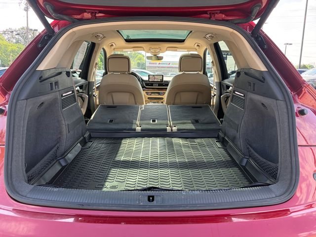 Used 2018 Matador Red Metallic Audi 2.0T image 27
