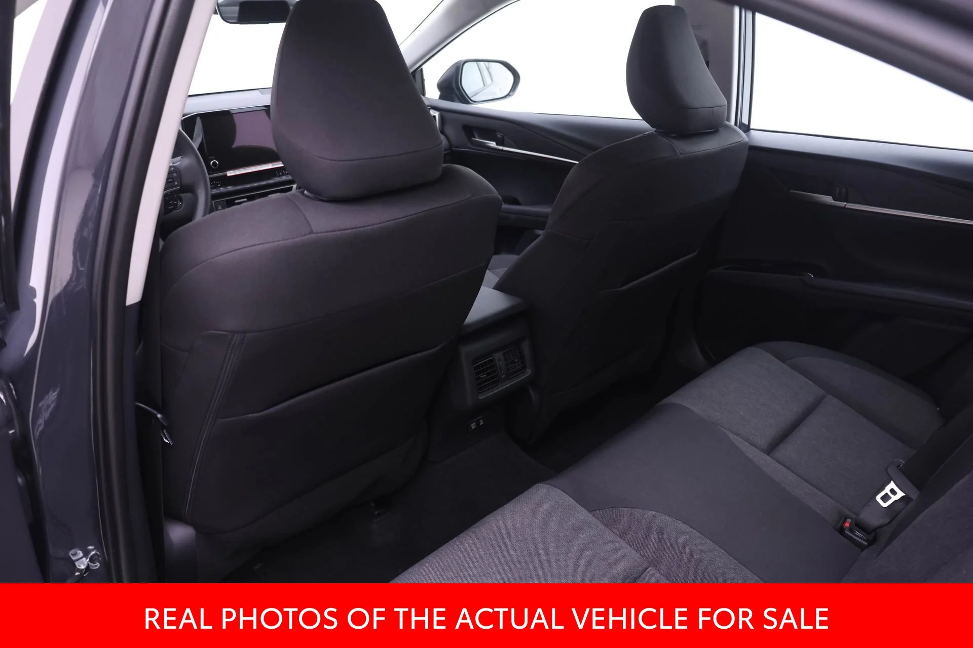 Used 2026  Toyota LE image 11