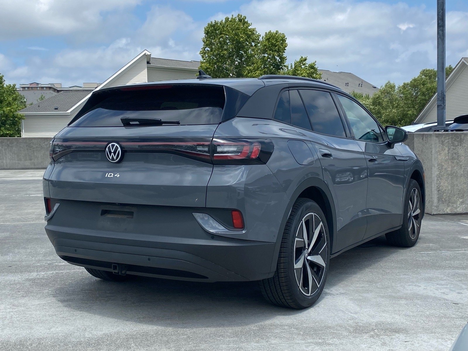 Certified Used 2023 Gray Volkswagen Pro S image 3