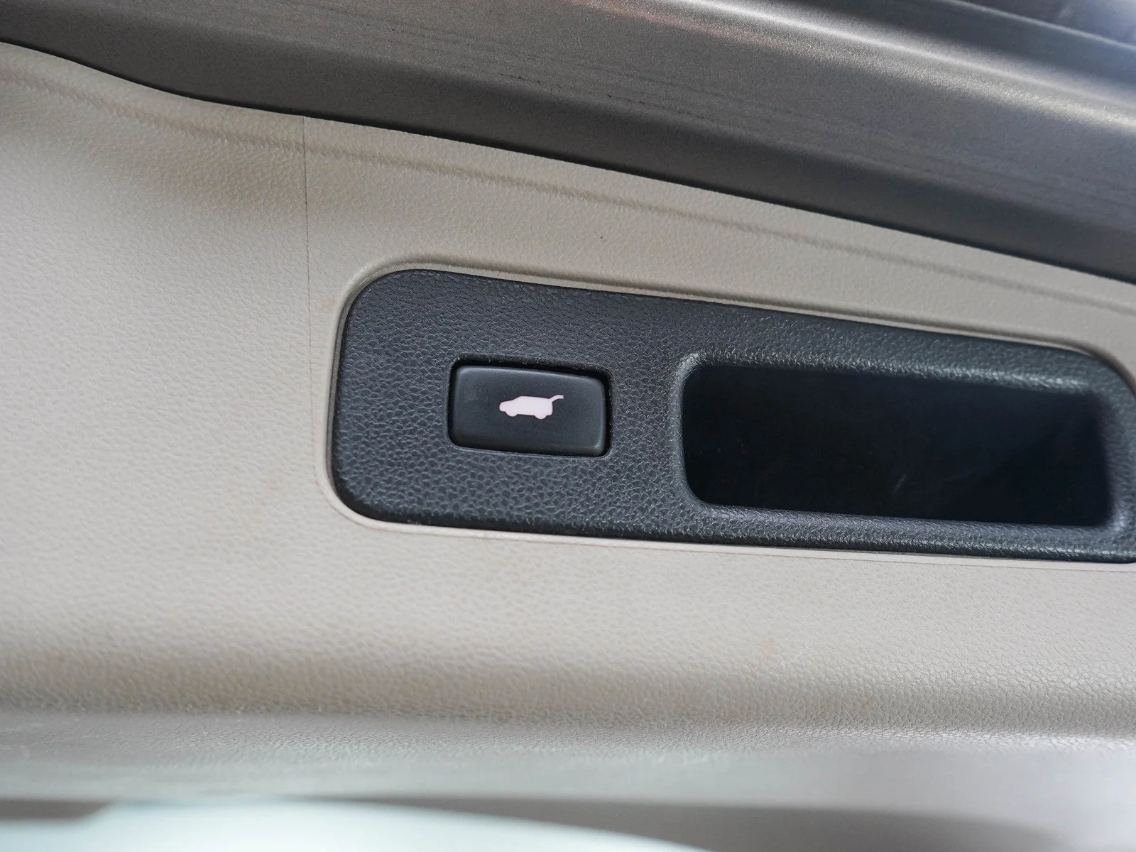 Used 2013  Honda FWD image 11
