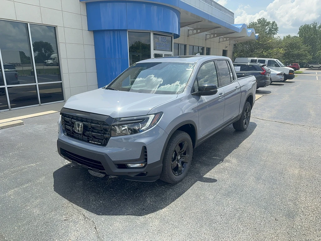 New 2026 Sonic Gray Pearl Honda Black Edition image 1
