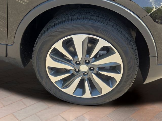 Used 2022 Ebony Twilight Metallic Buick Preferred image 4
