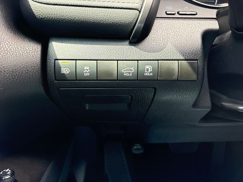 2022 Toyota Camry SE - Photo 29