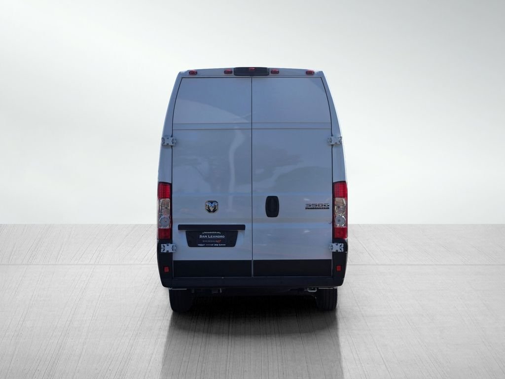 New 2026 Bright White Clear-Coat Exterior Paint RAM Tradesman image 5