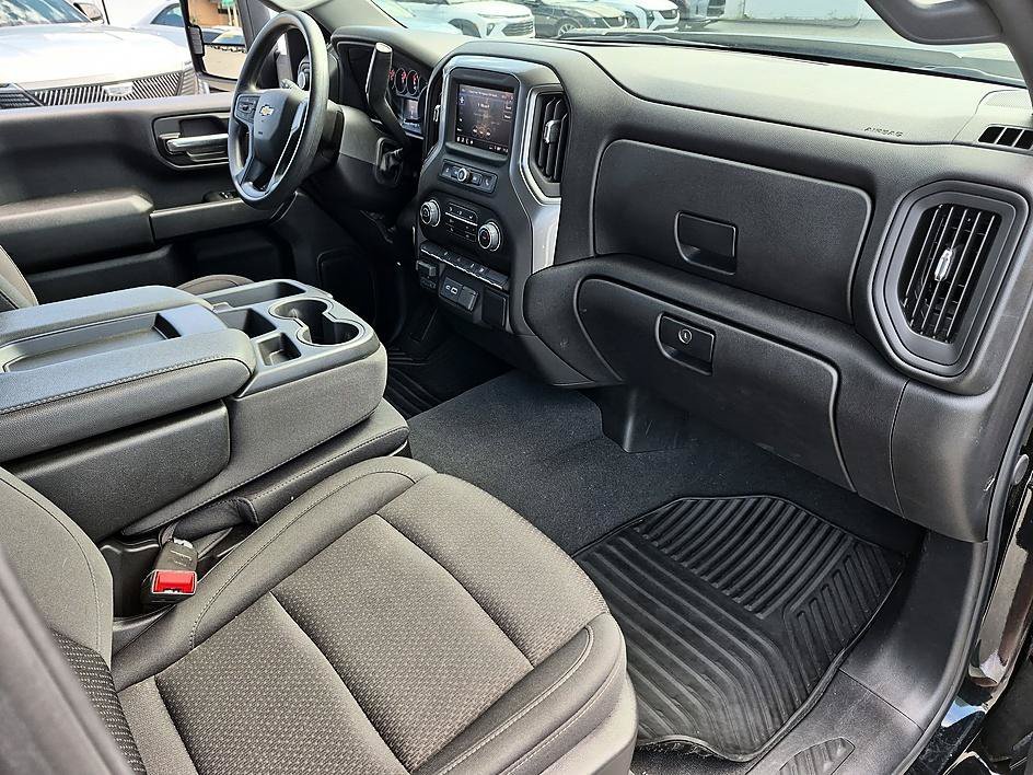 Used 2025 Black Chevrolet Custom image 34