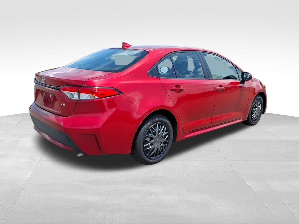 Used 2020 Barcelona Red Metallic Toyota LE image 24