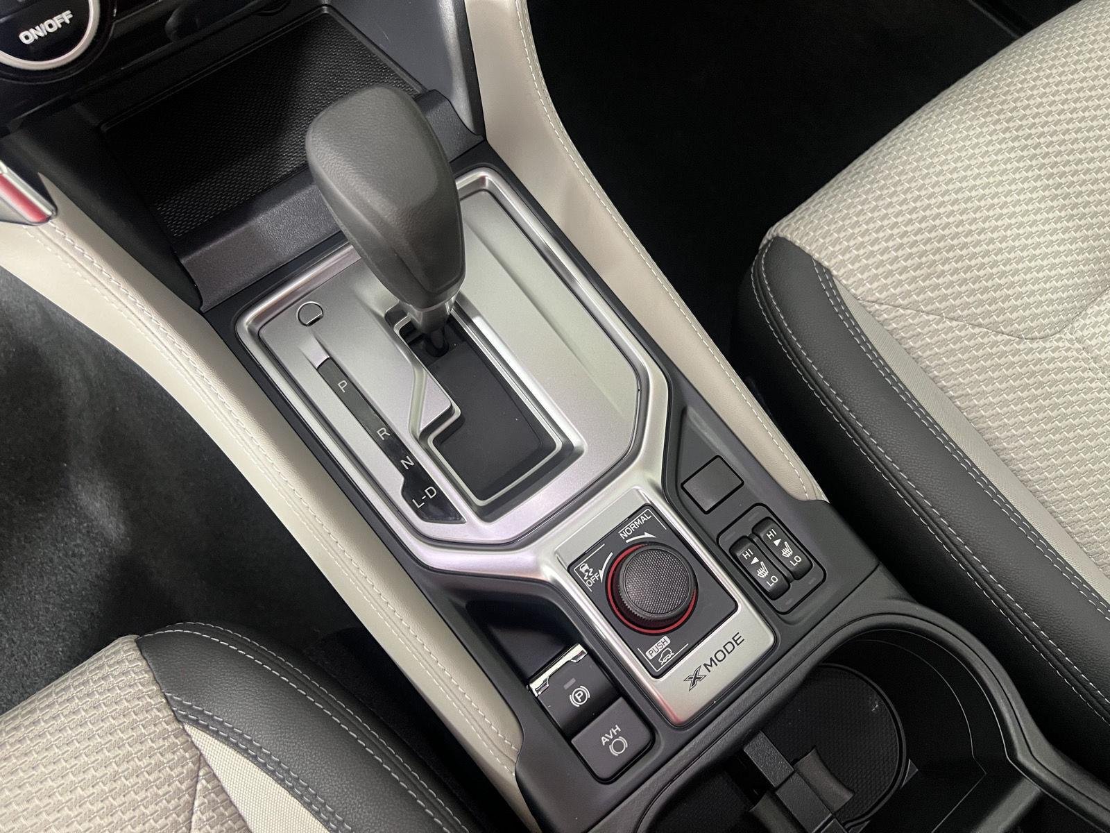 Used 2024 Crystal White Pearl Subaru Premium image 9