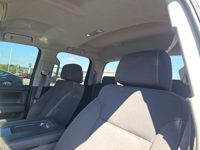 Used 2017 White Chevrolet LT image 17