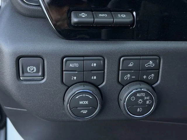 2026 Chevrolet Silverado 1500 ZR2 - Photo 18