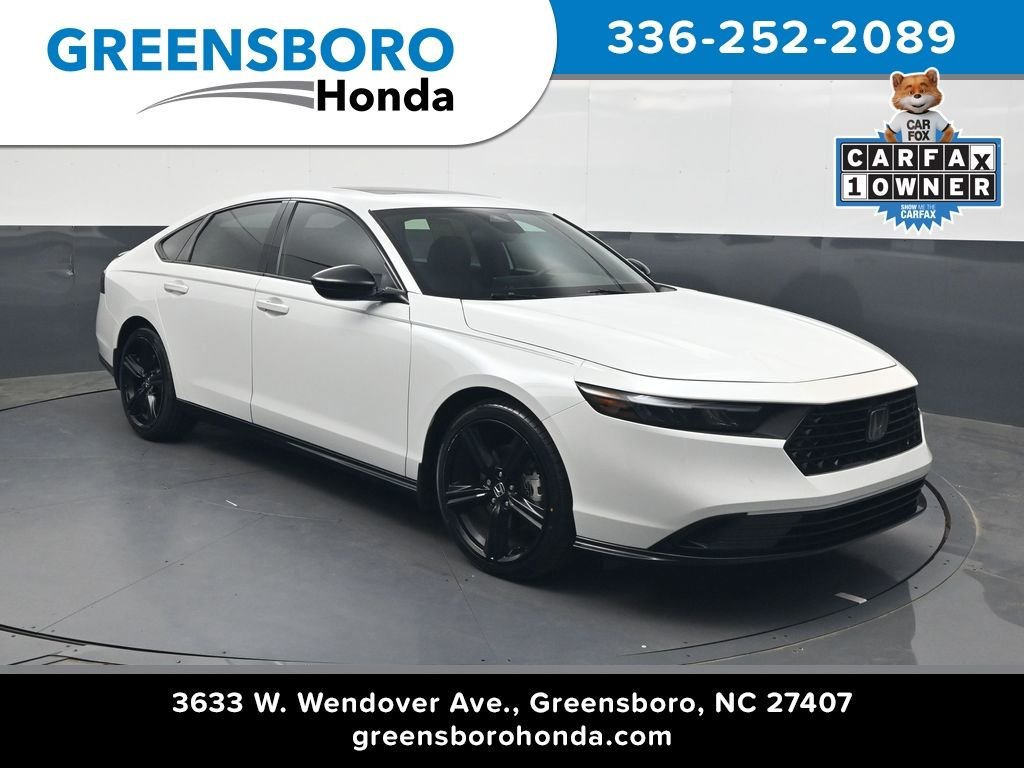 Used 2023  Honda Sport-L image 1
