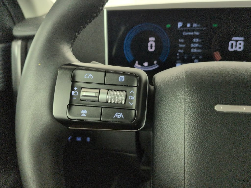 2025 Hyundai Santa Fe SE - Photo 40