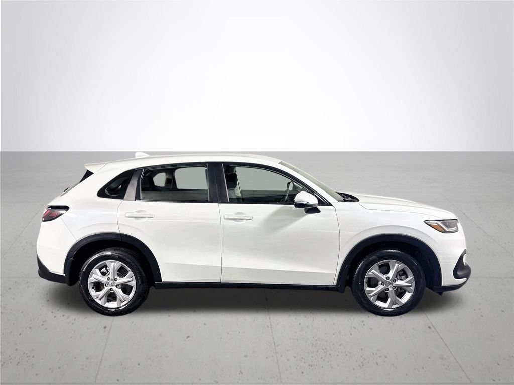 Used 2024 Platinum White Pearl Honda LX image 5