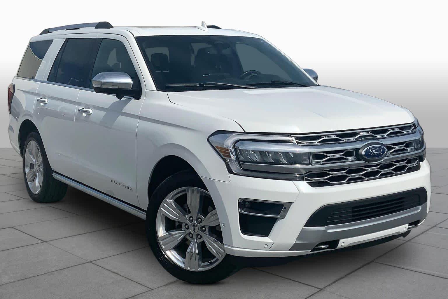 Used 2024 Star White Ford Platinum image 3