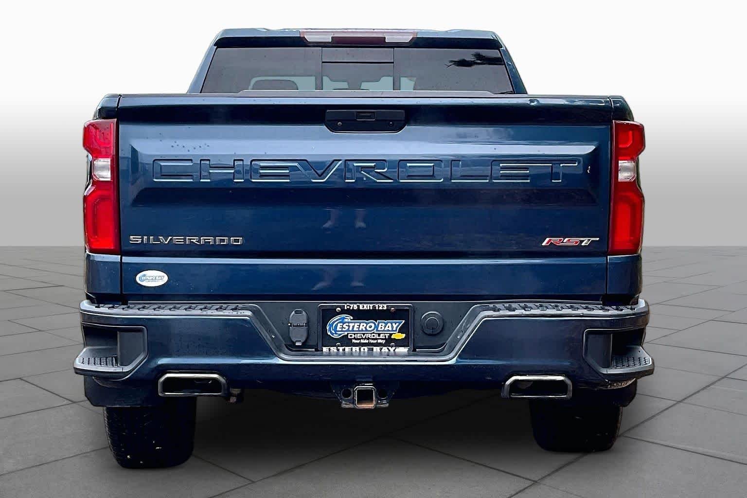 Used 2019 Northsky Blue Metallic Chevrolet RST image 5