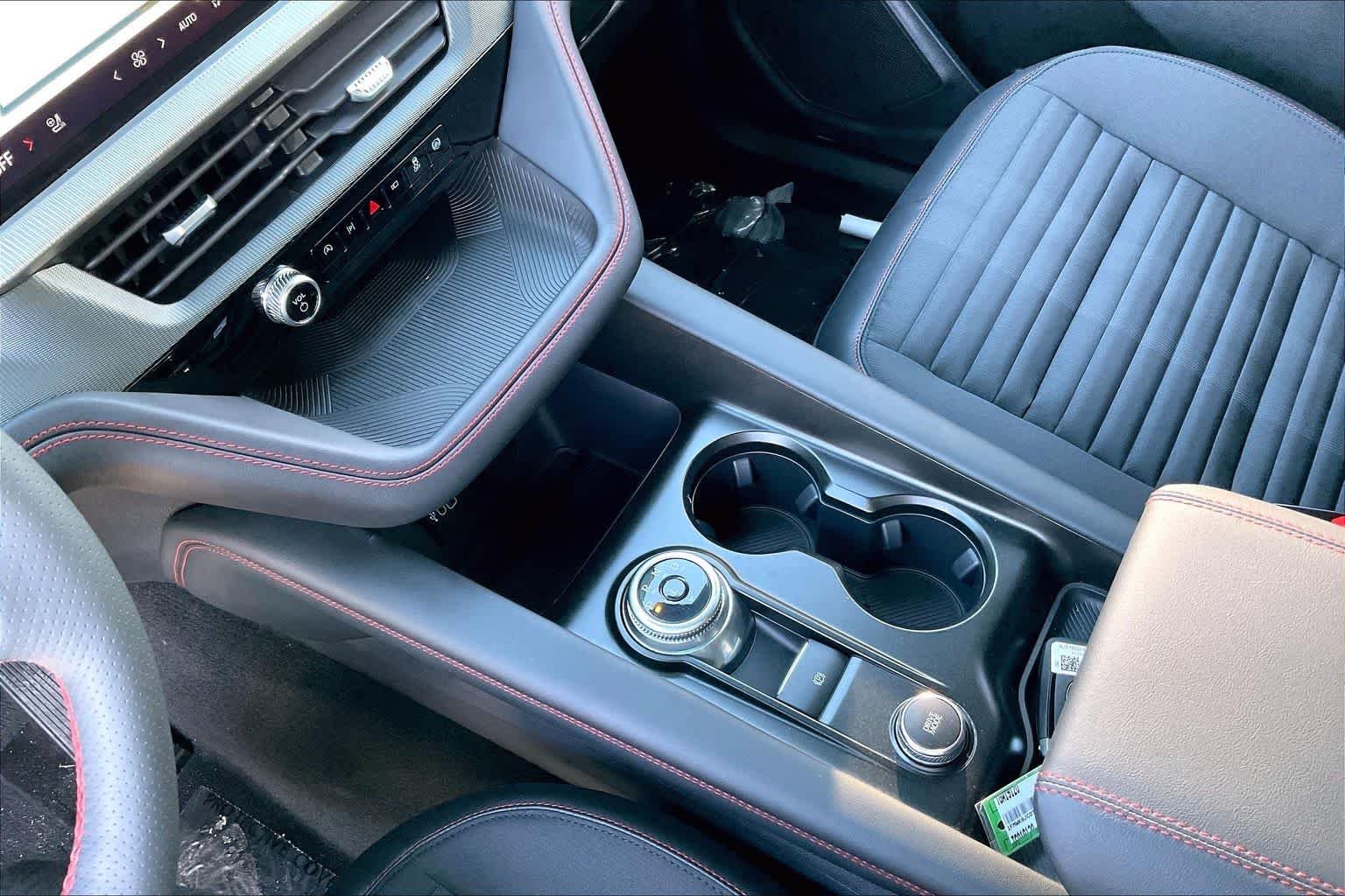 New 2026 Carbonized Gray Metallic Ford ST-Line image 5