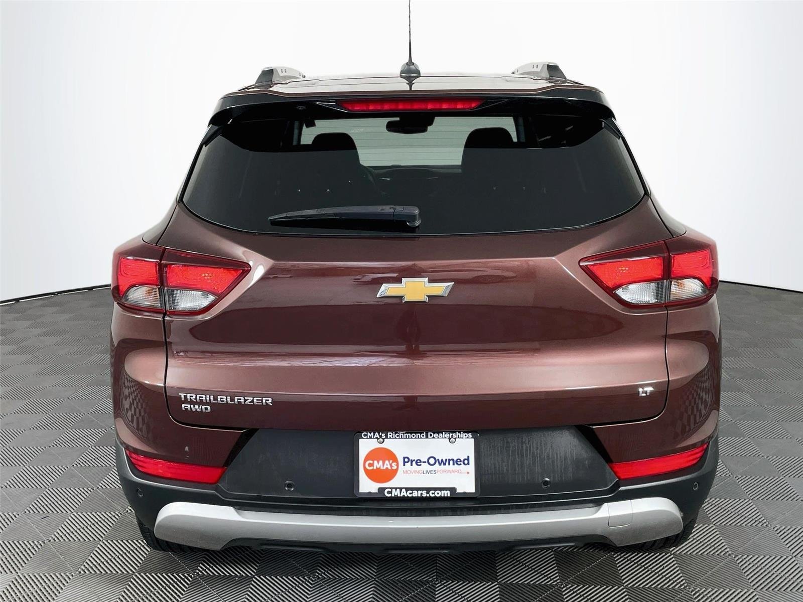 Used 2023 Mahogany Red Metallic Chevrolet LT image 7