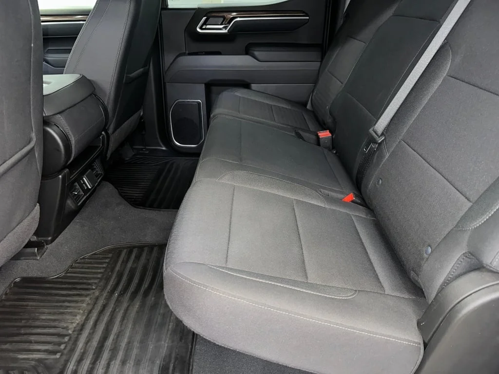 Certified Used 2025 Summit White Chevrolet LT image 20