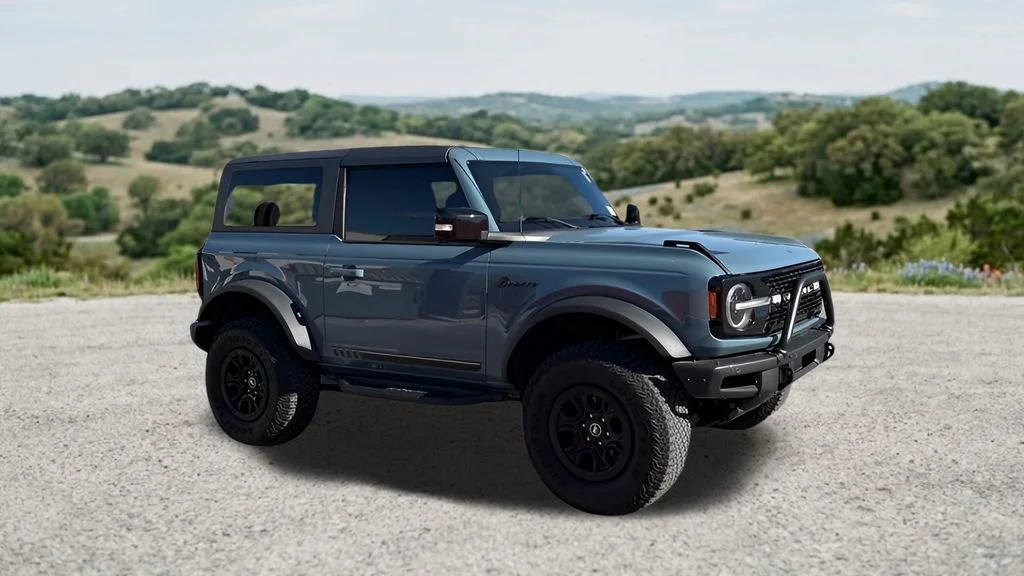 2021 Ford Bronco First Edition Advanced 4x4's photo